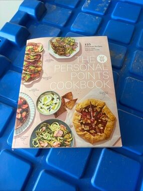 Weight Watchers the Personal Points Cookbook - Pink Cover